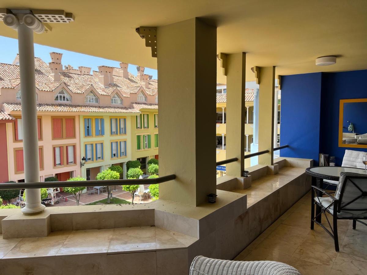 Apartamento Puerto Sotogrande Marina Eksteriør billede