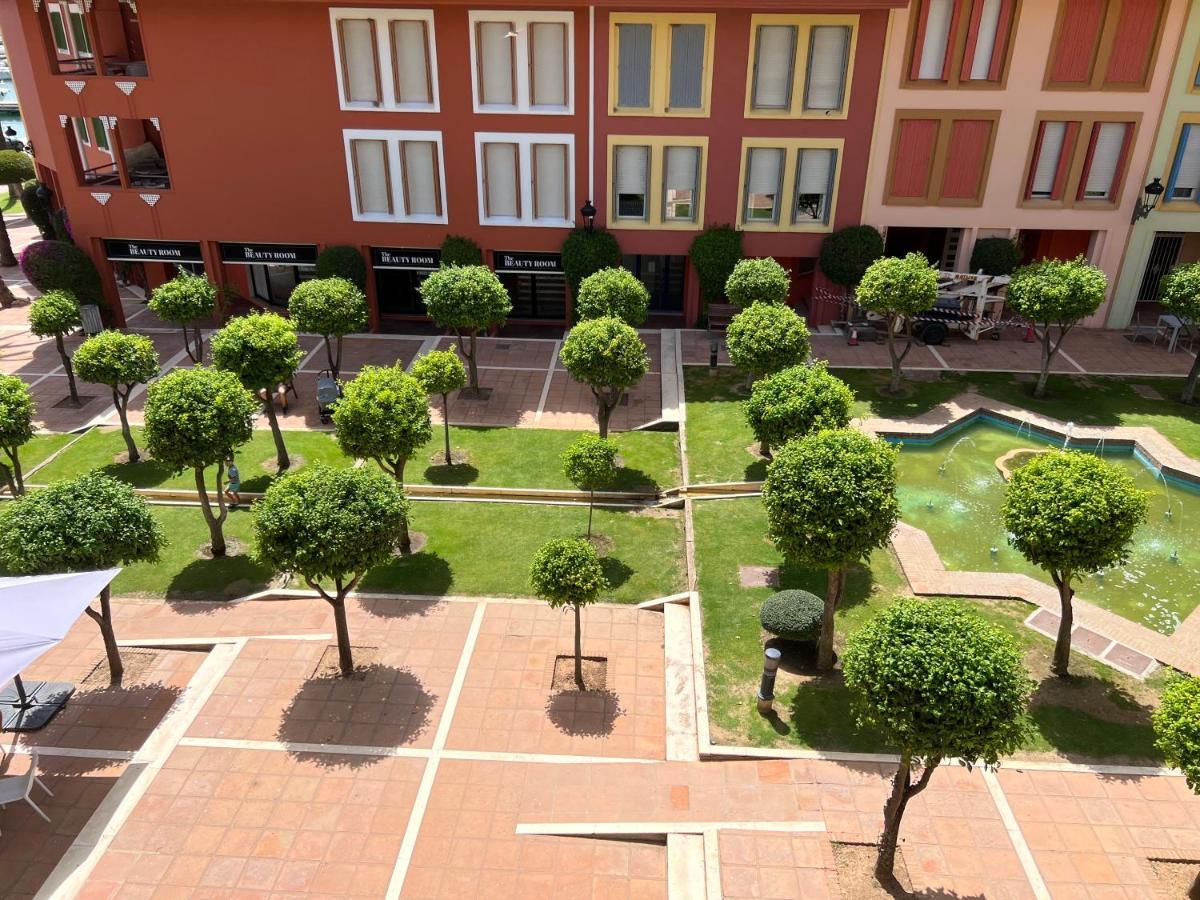 Apartamento Puerto Sotogrande Marina Eksteriør billede
