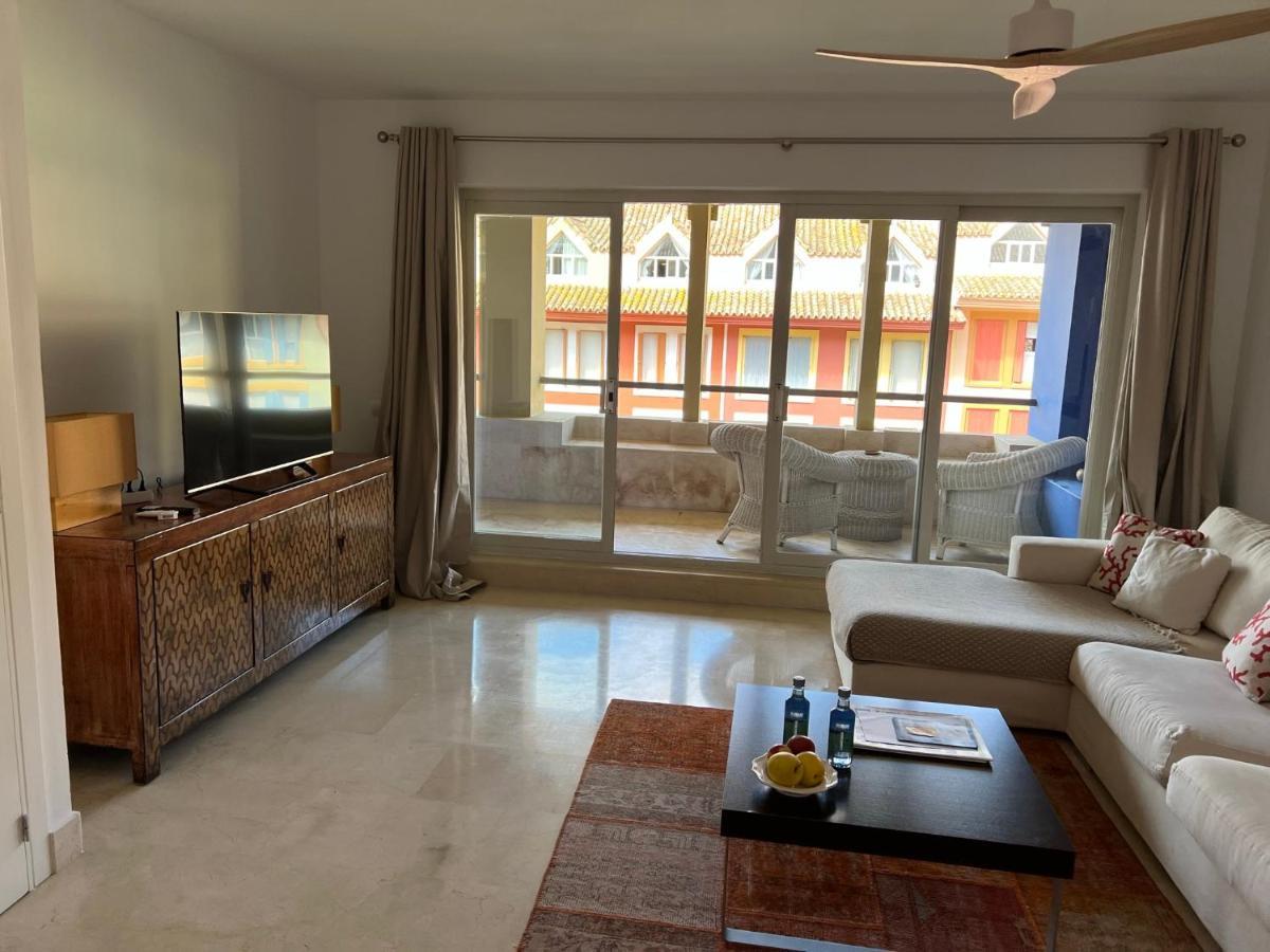 Apartamento Puerto Sotogrande Marina Eksteriør billede